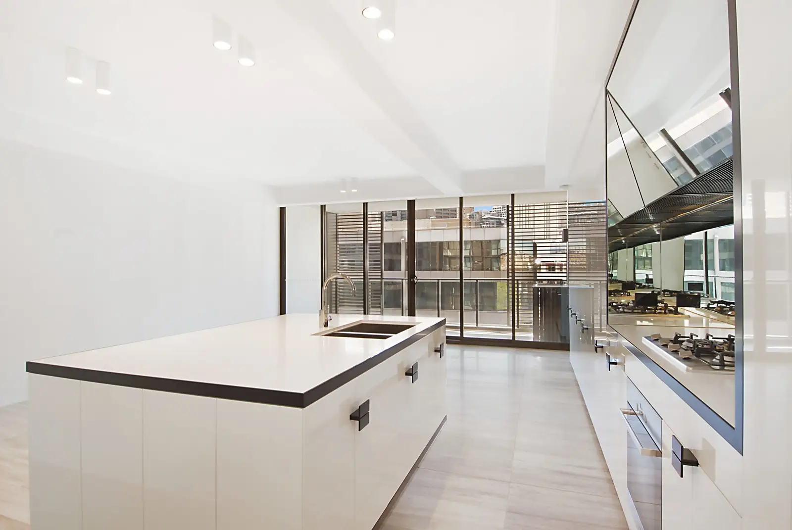 S909/178 Thomas Street, Haymarket Leased by Sydney Sotheby's International Realty - image 2
