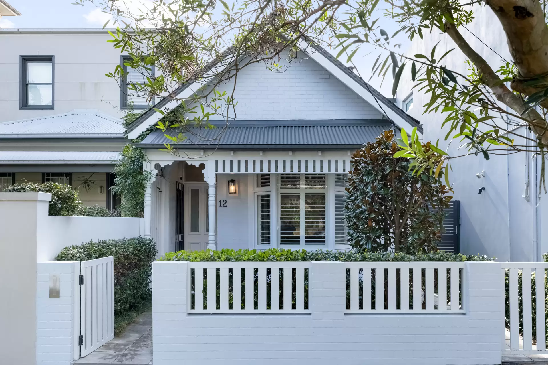 12 Kenilworth Street, Bondi Junction Sold by Sydney Sotheby's International Realty - image 2