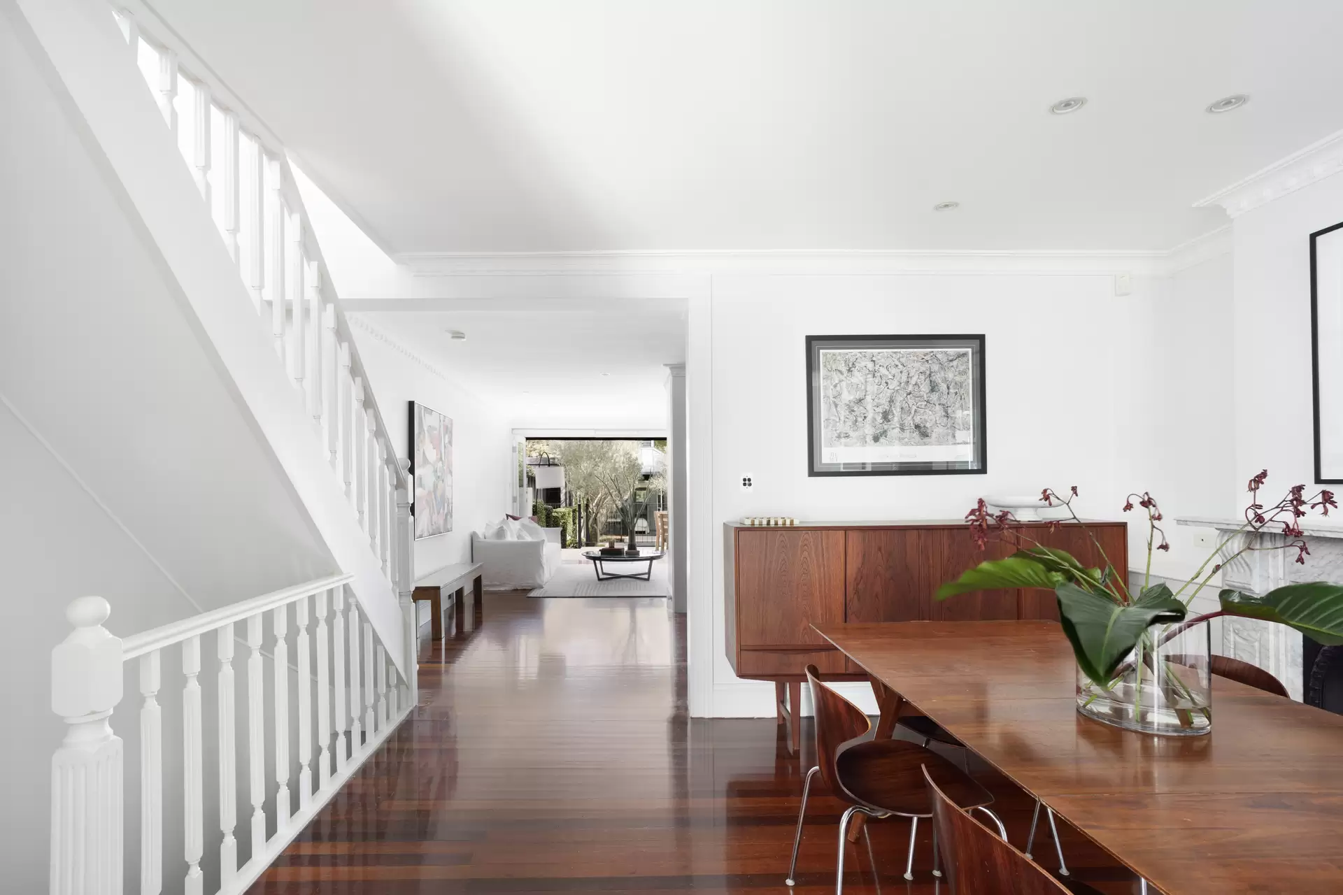 84 Holdsworth Street, Woollahra Sold by Sydney Sotheby's International Realty - image 1