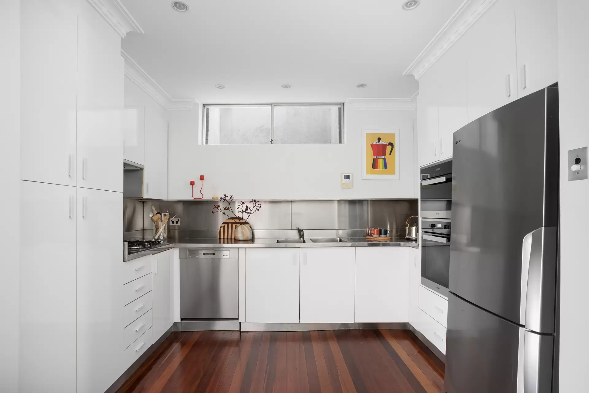 84 Holdsworth Street, Woollahra Sold by Sydney Sotheby's International Realty - image 1