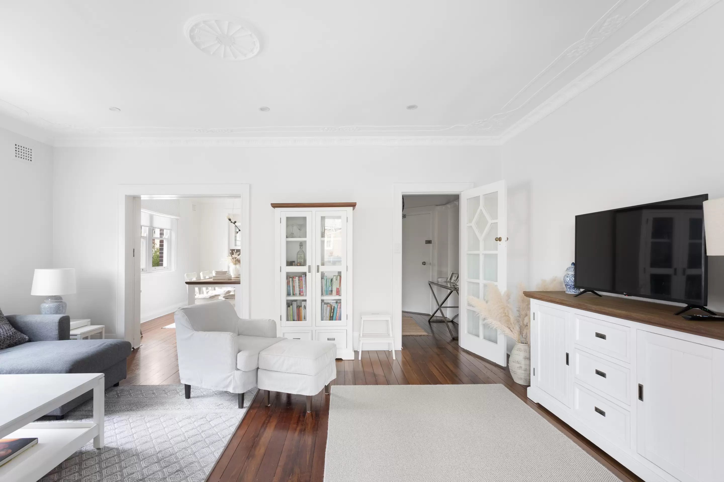 3/6 Fullerton Street, Woollahra Sold by Sydney Sotheby's International Realty - image 5