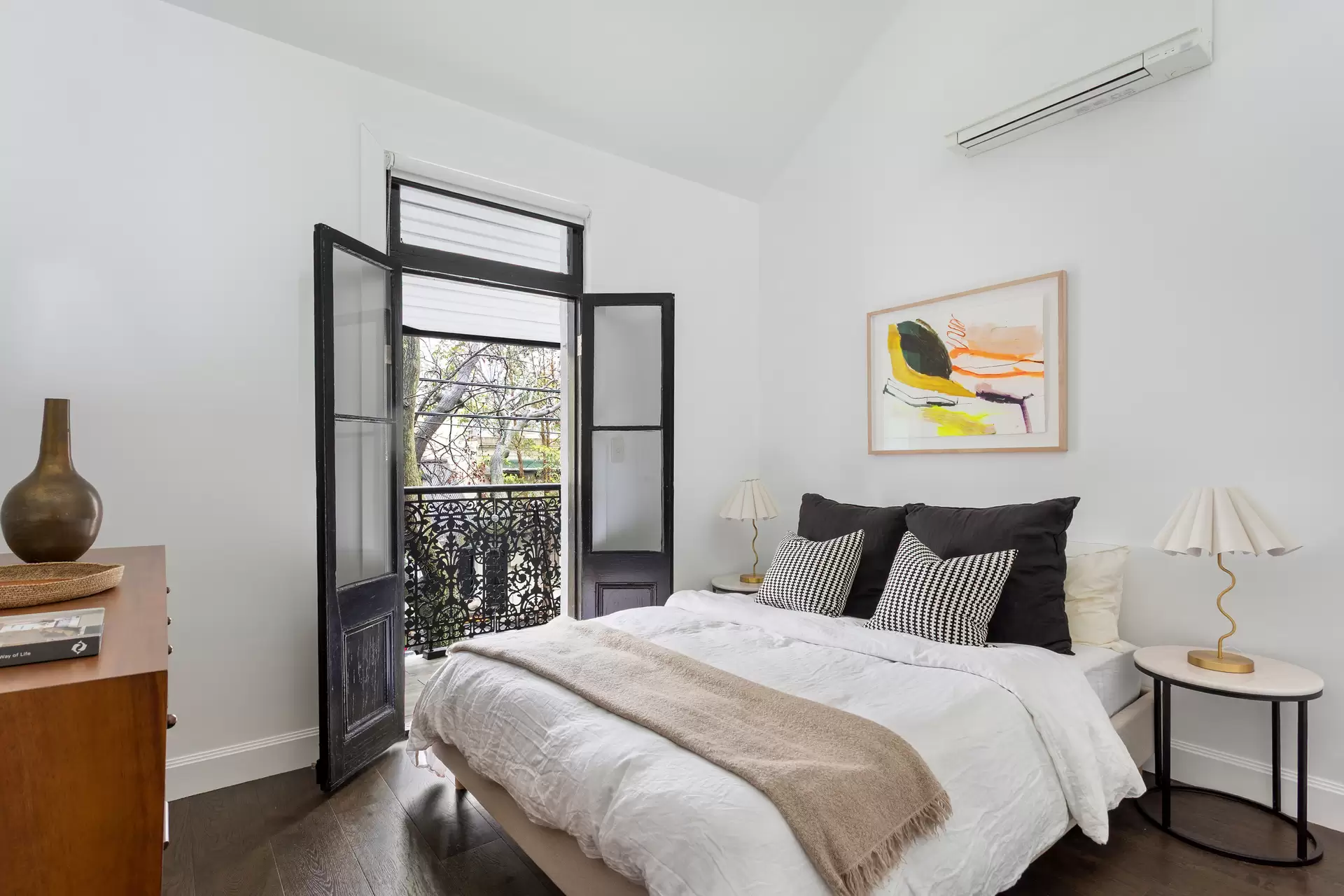 234 Bourke Street, Darlinghurst Sold by Sydney Sotheby's International Realty - image 1