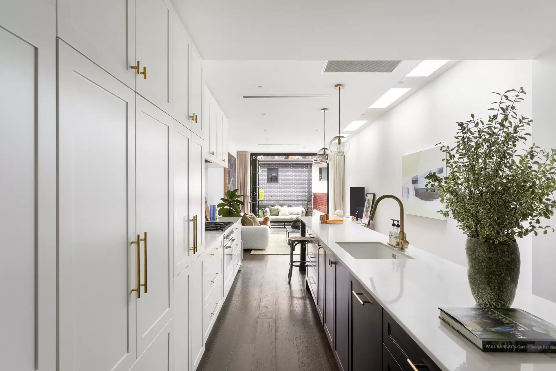 234 Bourke Street, Darlinghurst Sold by Sydney Sotheby's International Realty - image 1