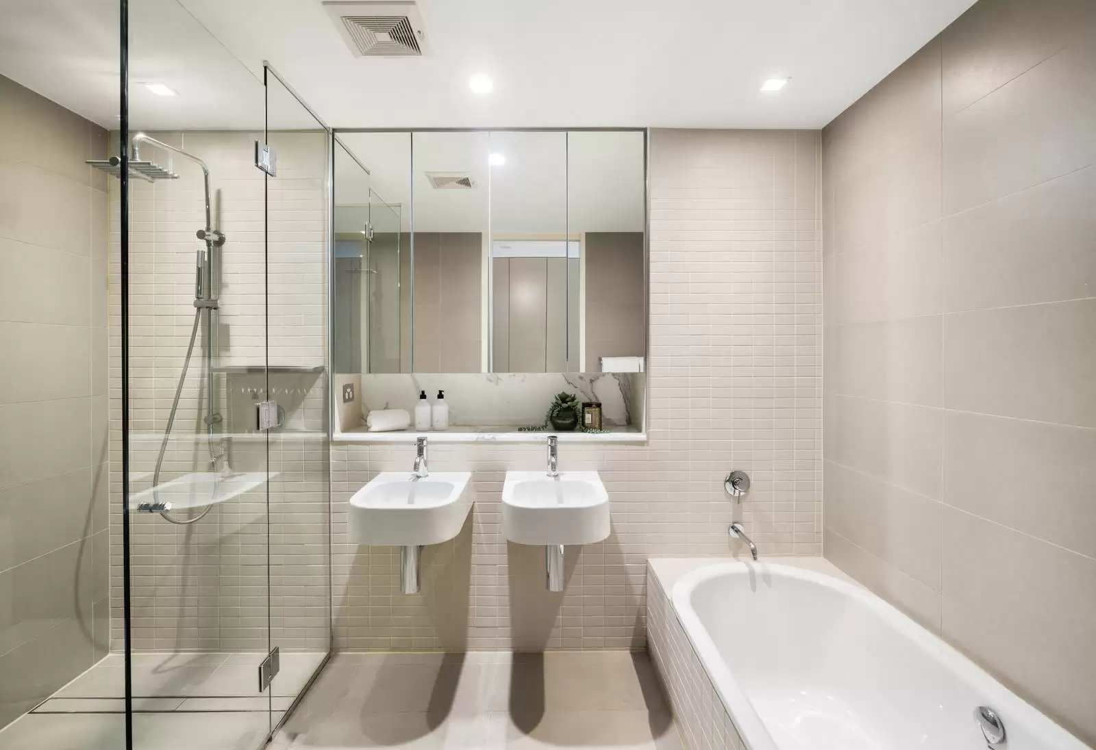 2/8 Nola Road, Roseville Sold by Sydney Sotheby's International Realty - image 11