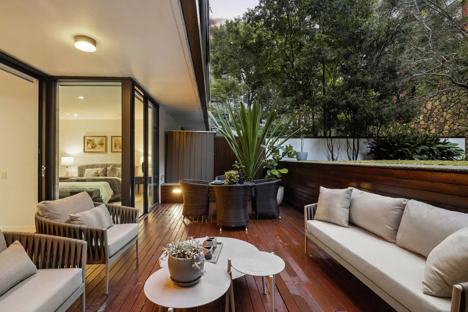2/8 Nola Road, Roseville Sold by Sydney Sotheby's International Realty - image 8