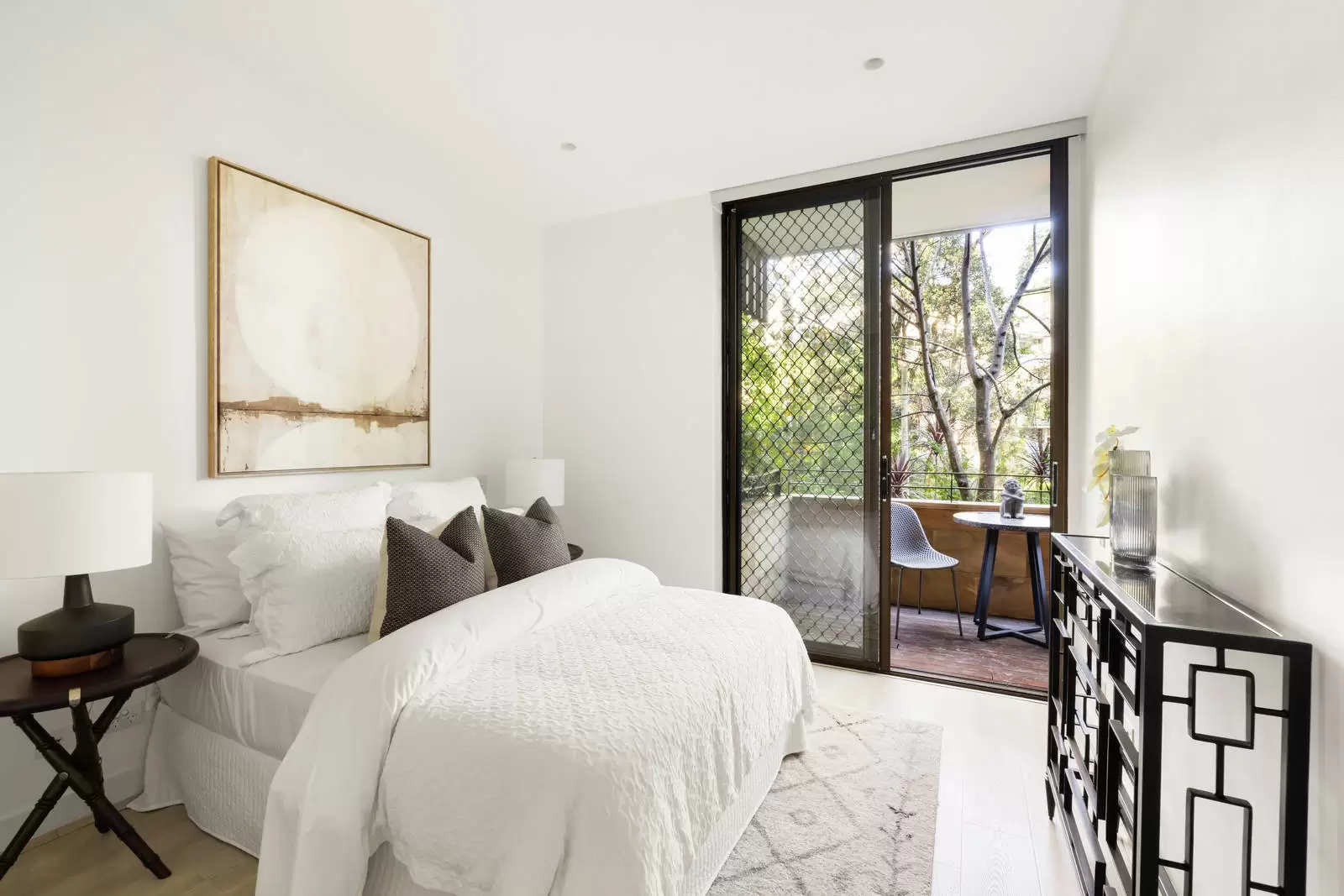 2/8 Nola Road, Roseville Sold by Sydney Sotheby's International Realty - image 13