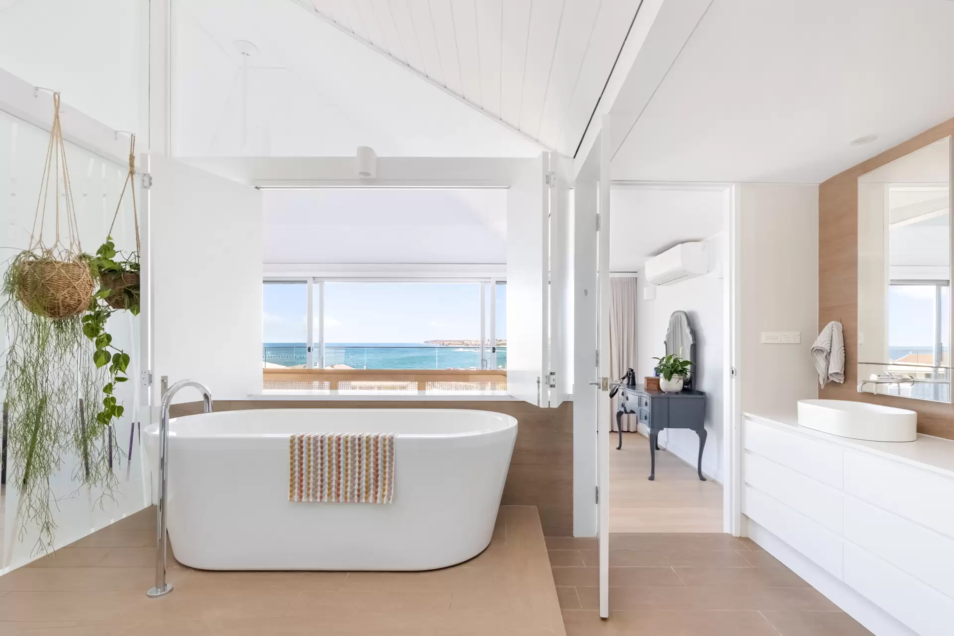 28 Shackel Avenue, Clovelly Sold by Sydney Sotheby's International Realty - image 12