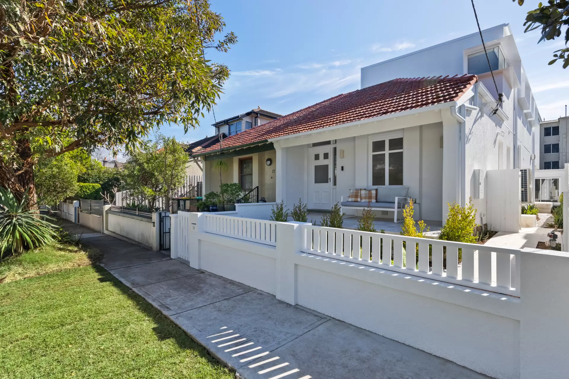 19 Stewart Street, Randwick Sold by Sydney Sotheby's International Realty - image 1