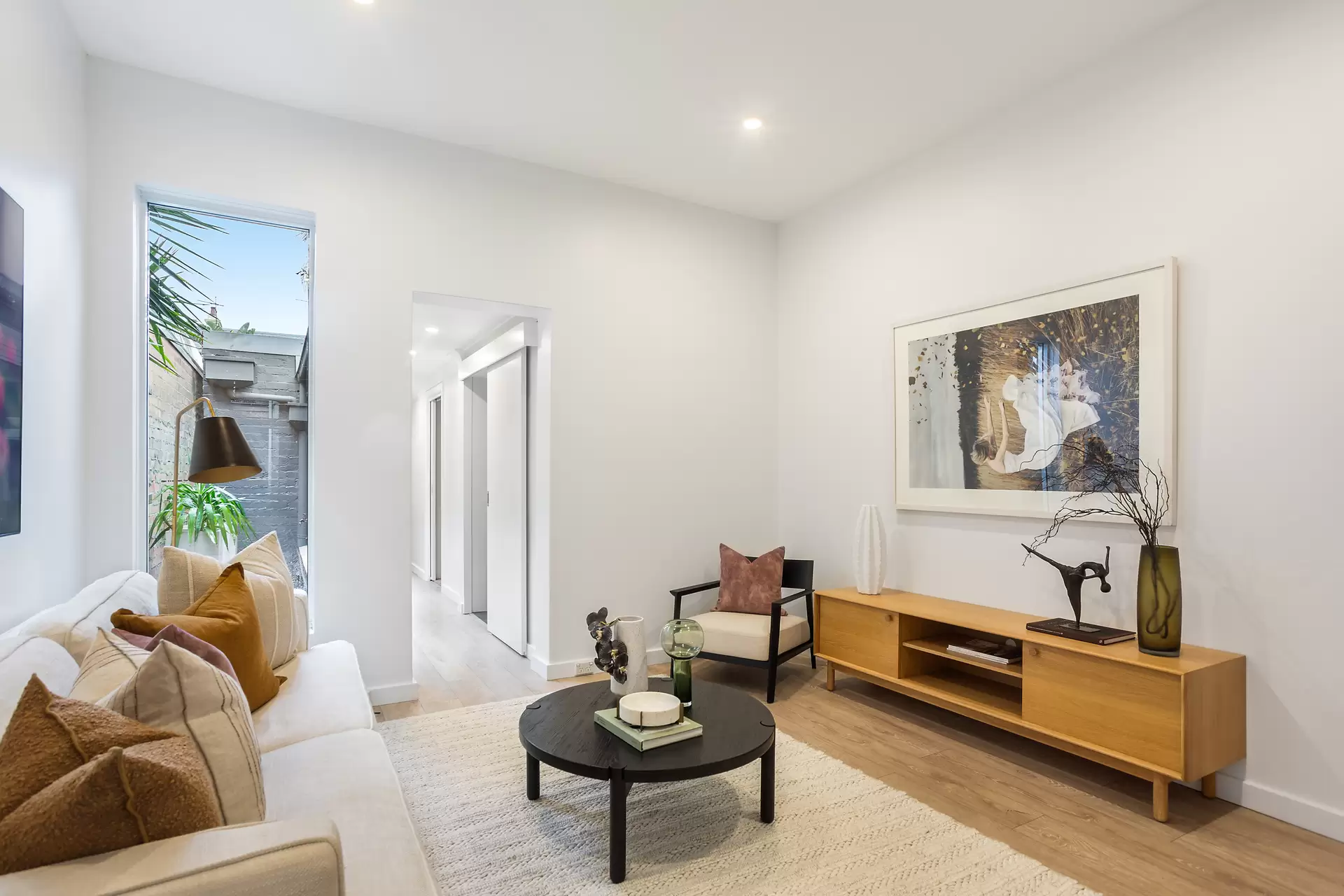 98 Mill Hill Road, Bondi Junction Sold by Sydney Sotheby's International Realty - image 1