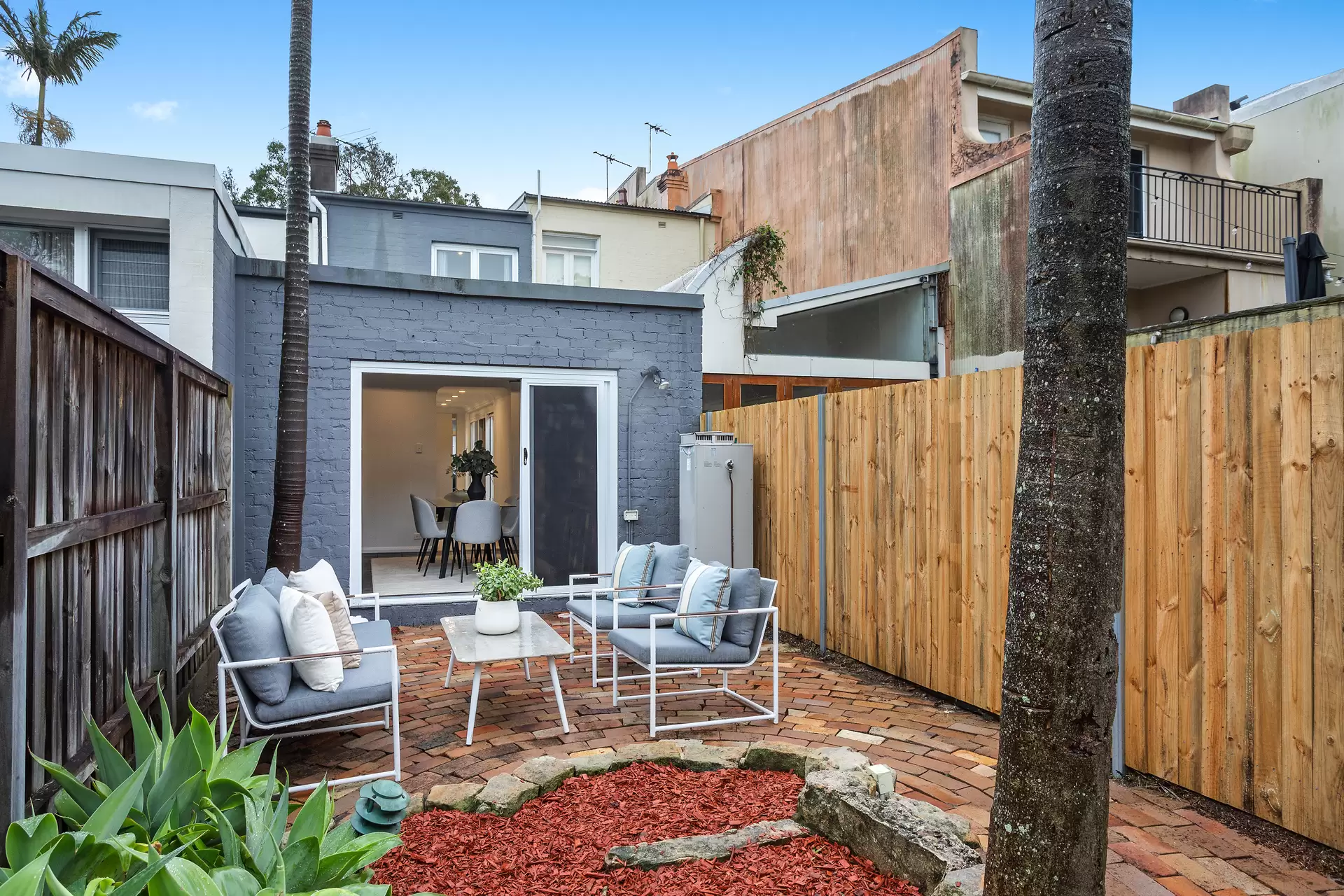 98 Mill Hill Road, Bondi Junction Sold by Sydney Sotheby's International Realty - image 5