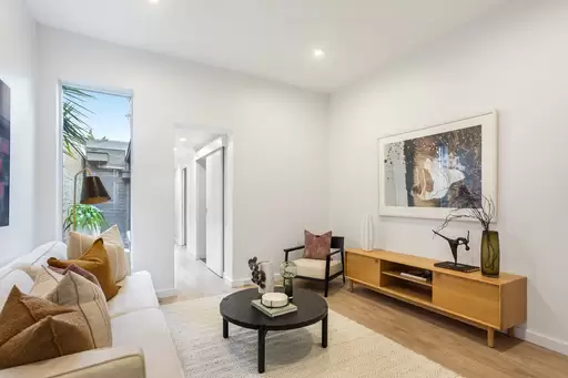 98 Mill Hill Road, Bondi Junction Sold by Sydney Sotheby's International Realty