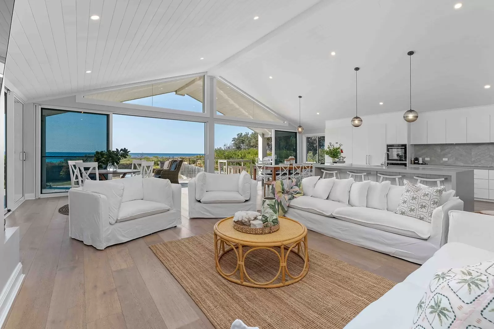48 Eastbourne Road, Culburra Beach Sold by Sydney Sotheby's International Realty - image 27