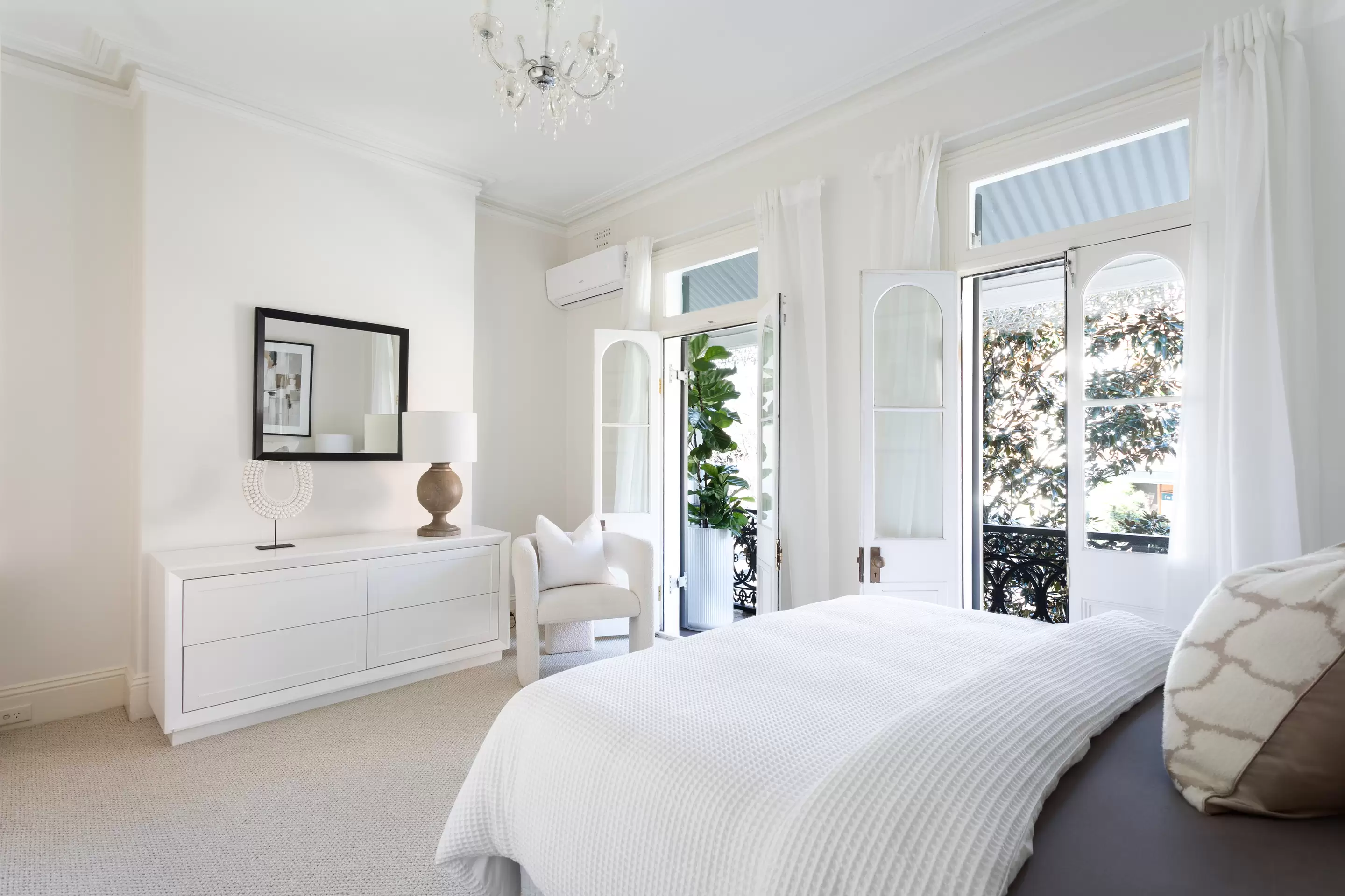 244 Glenmore Road, Paddington Sold by Sydney Sotheby's International Realty - image 10