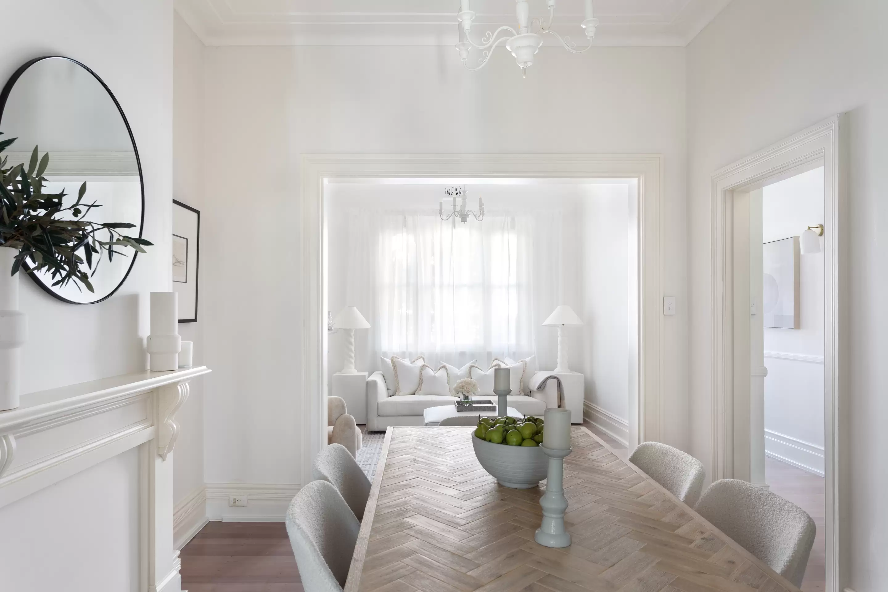 244 Glenmore Road, Paddington Sold by Sydney Sotheby's International Realty - image 2