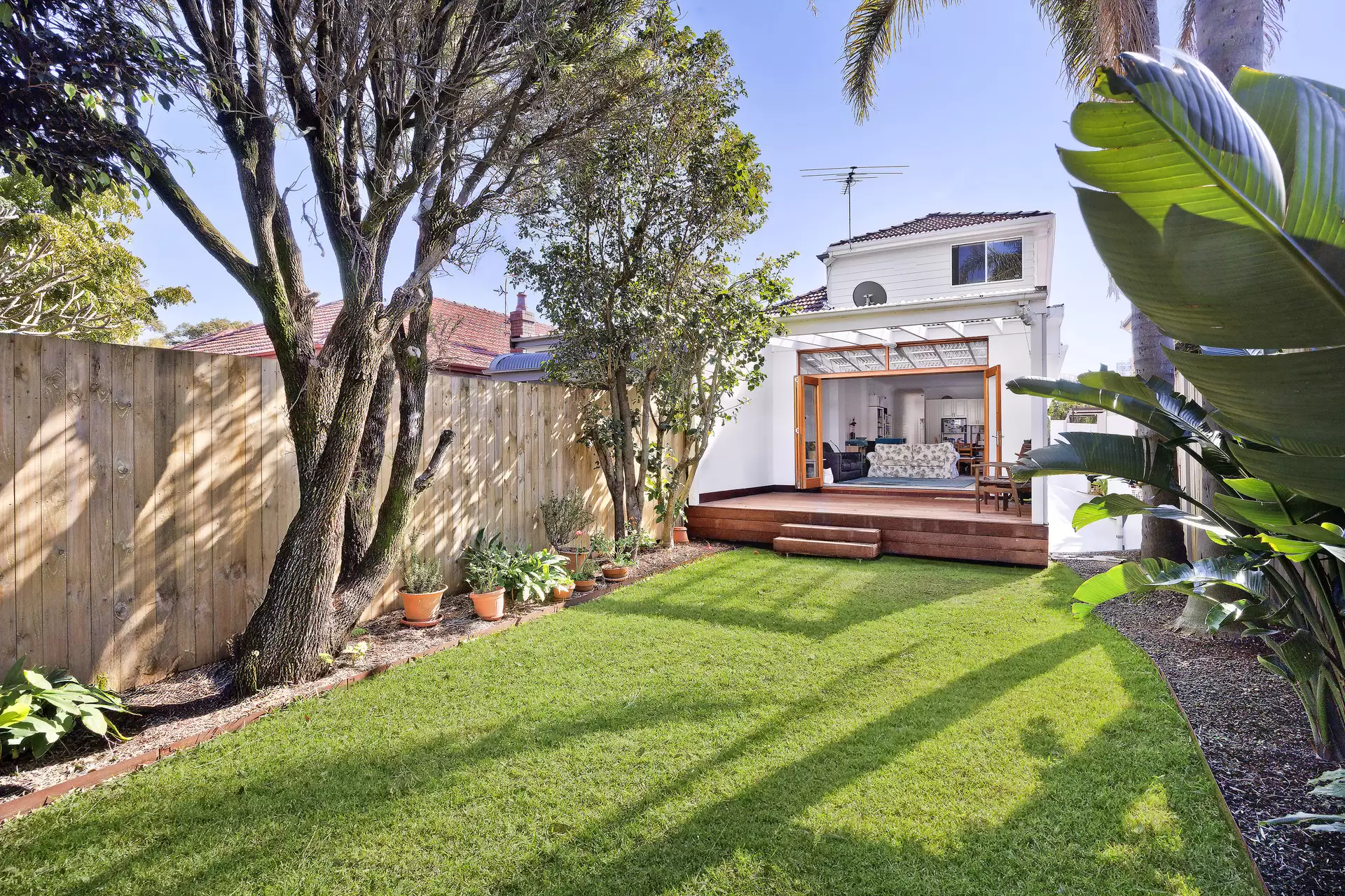 9 Chichester Street, Maroubra Sold by Sydney Sotheby's International Realty - image 1