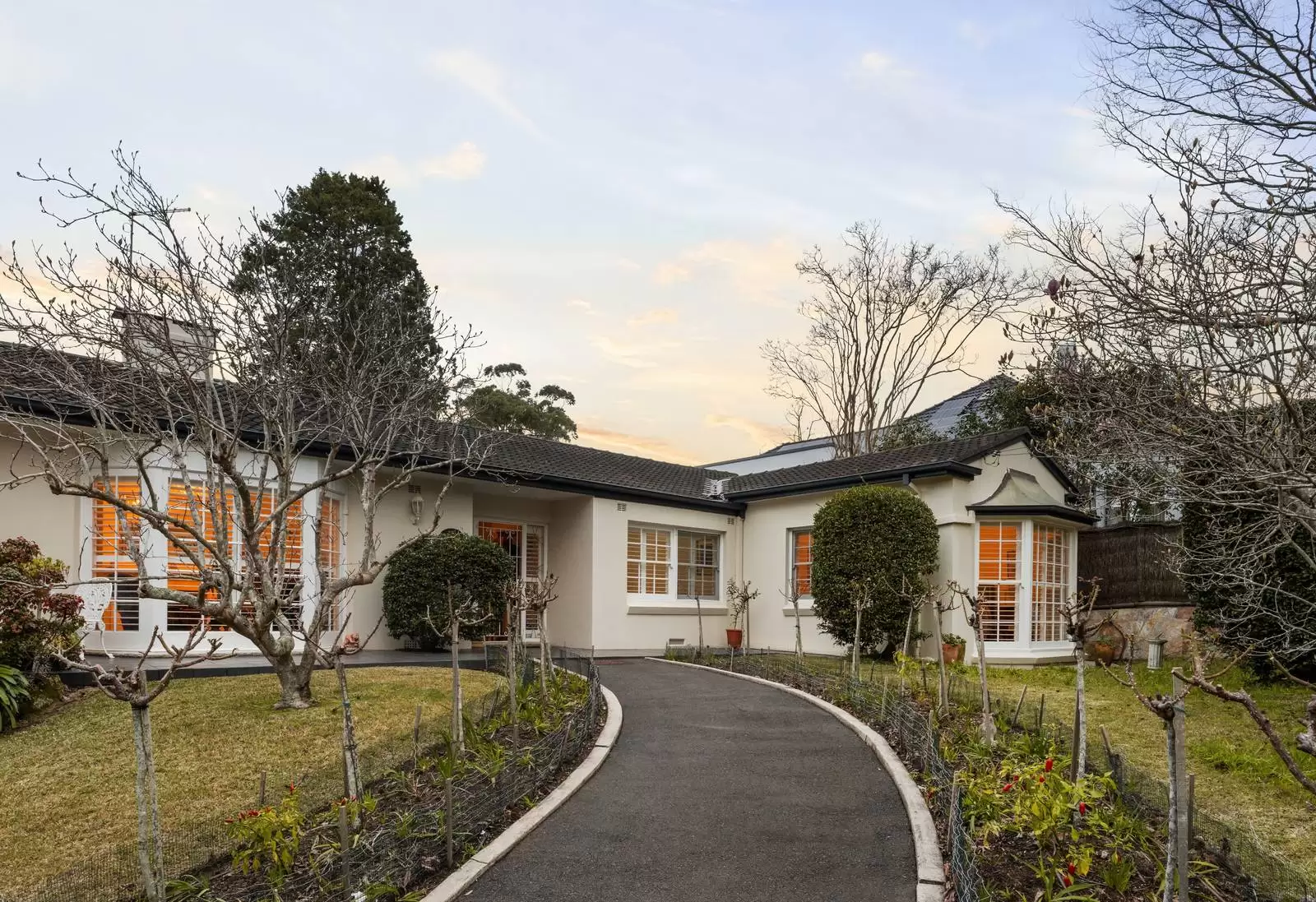 43 Rosedale Road, Gordon Sold by Sydney Sotheby's International Realty - image 2