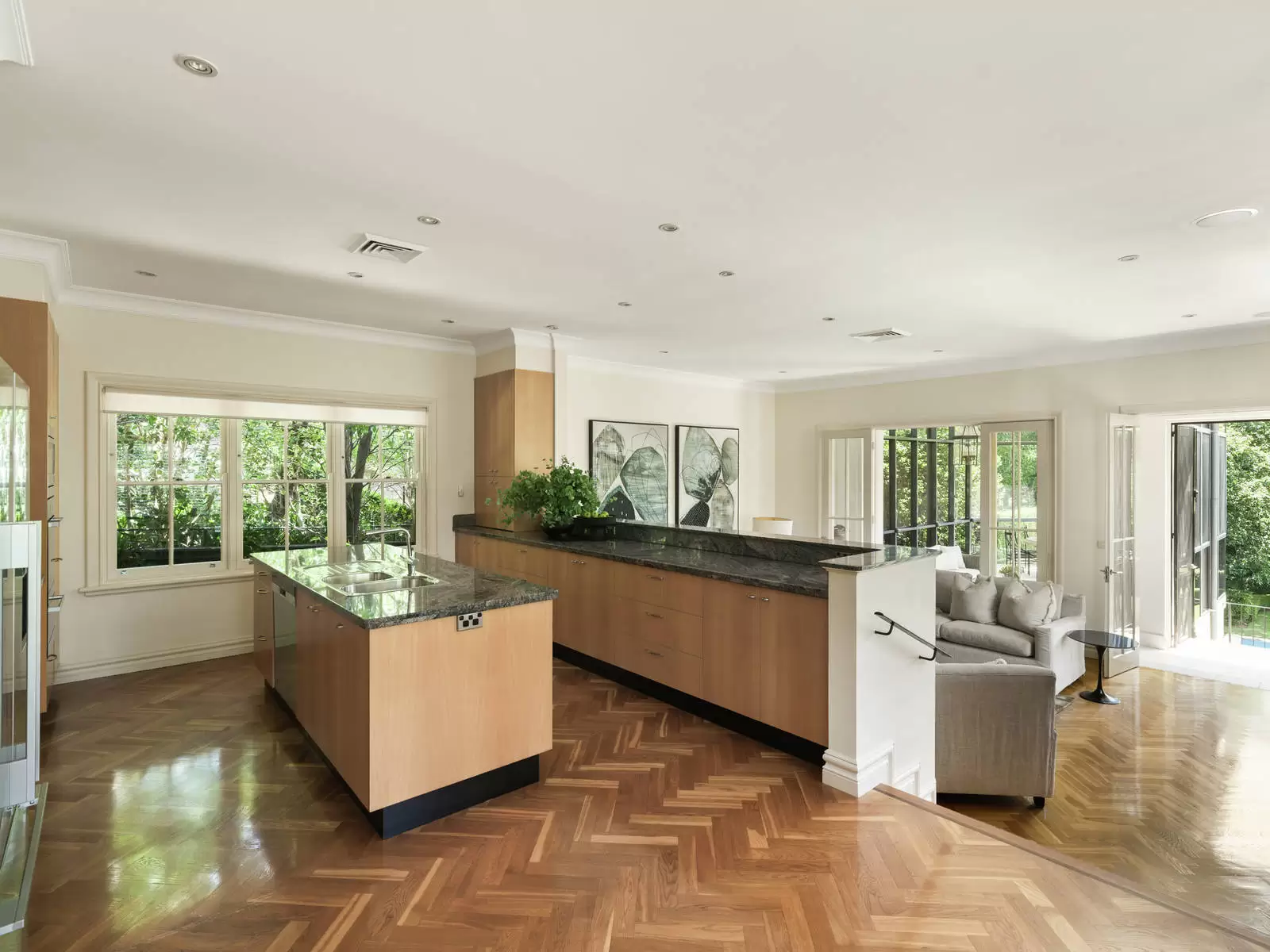 15 Church Street, Pymble Sold by Sydney Sotheby's International Realty - image 9