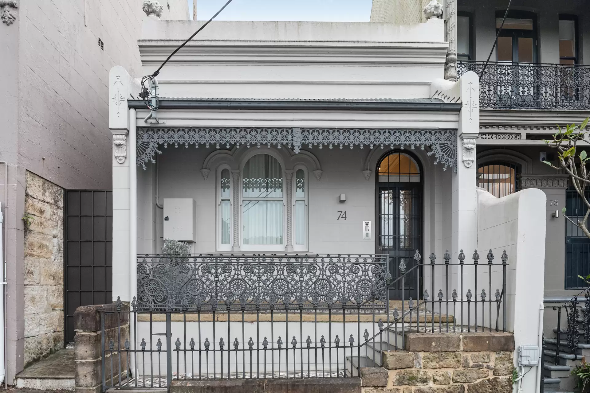 74 Cascade Street, Paddington Sold by Sydney Sotheby's International Realty - image 1