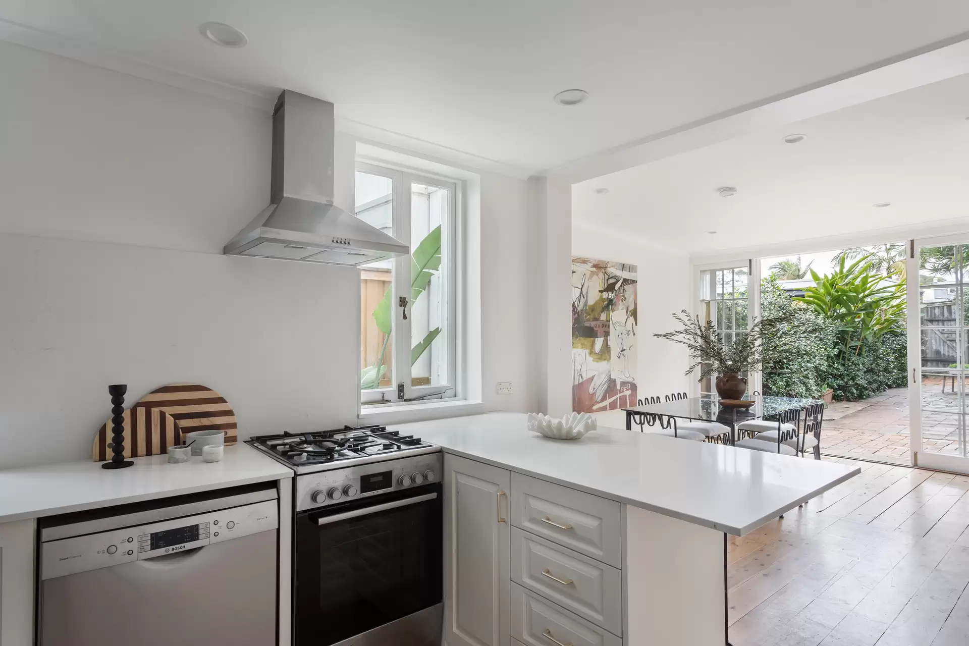 15 West Street, Paddington Sold by Sydney Sotheby's International Realty - image 1