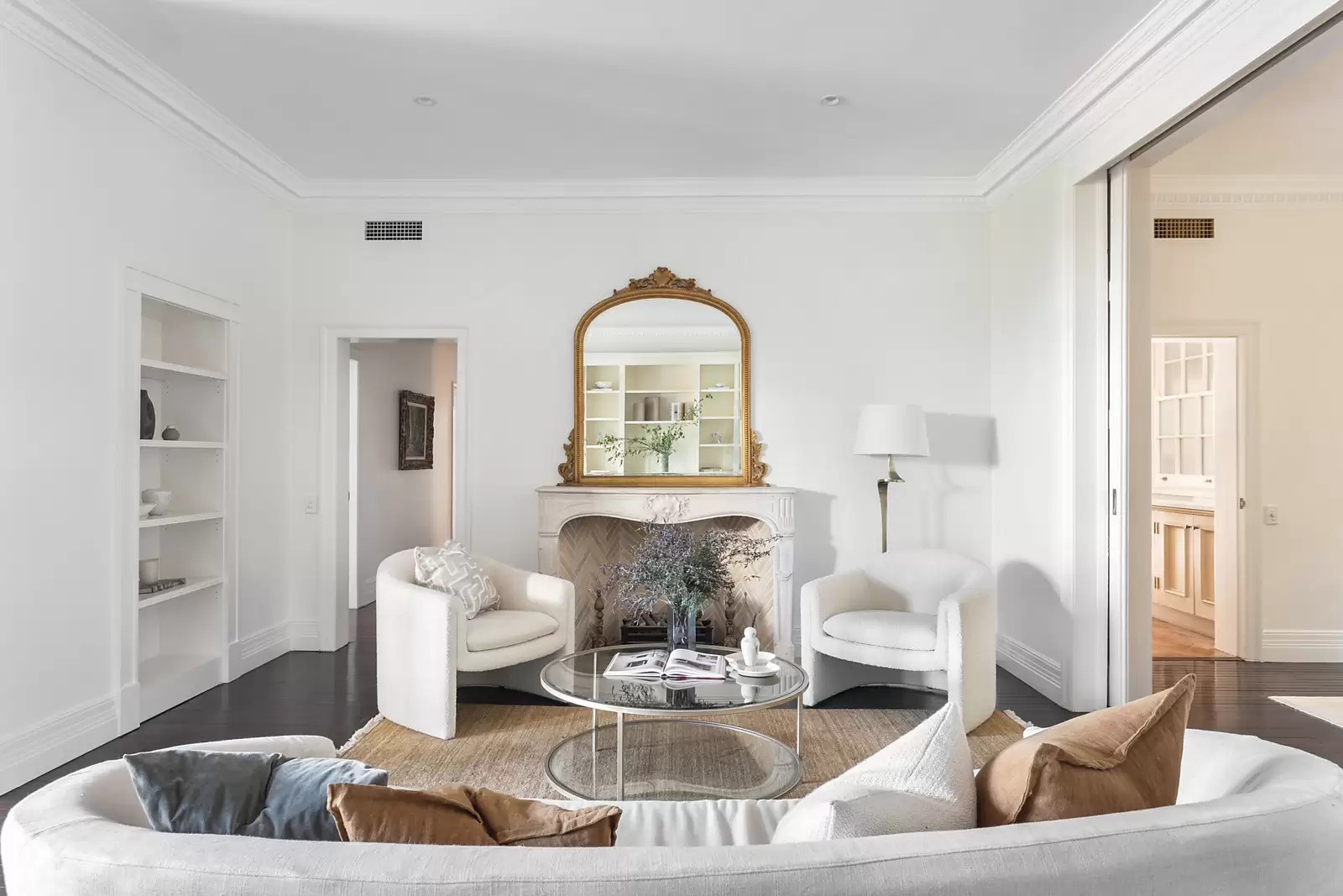 2/10 St Mervyns Avenue, Point Piper Sold by Sydney Sotheby's International Realty - image 4