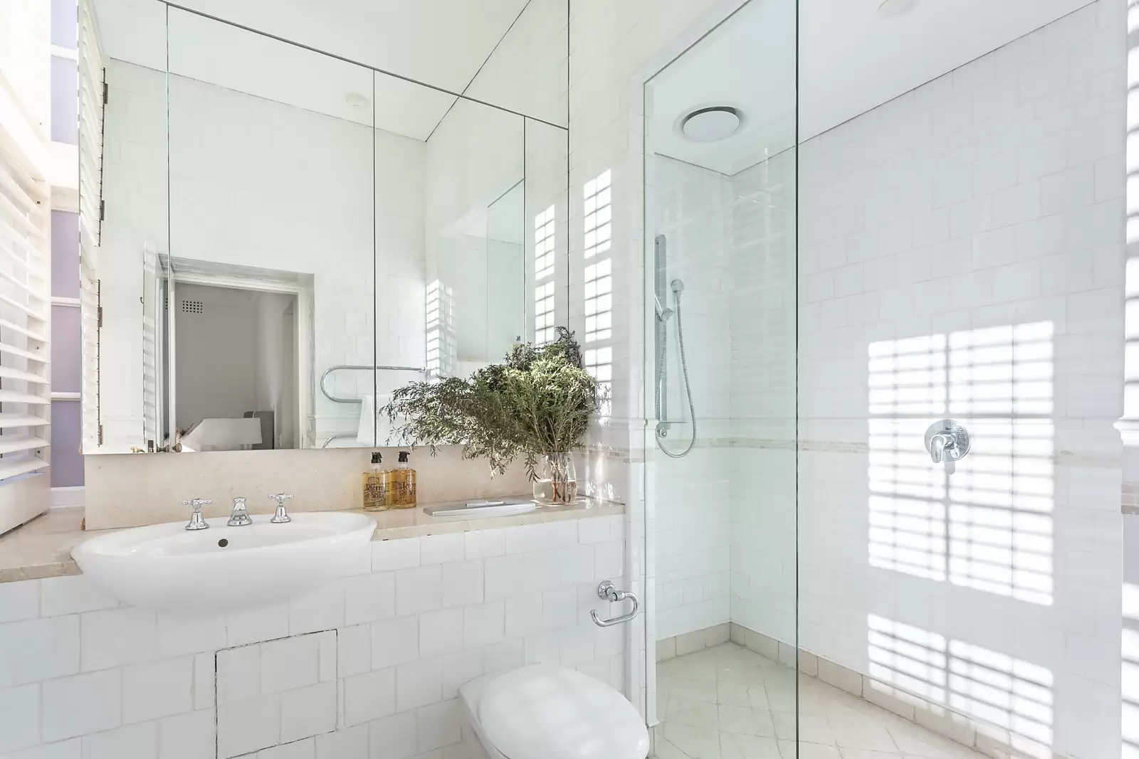2/10 St Mervyns Avenue, Point Piper Sold by Sydney Sotheby's International Realty - image 21