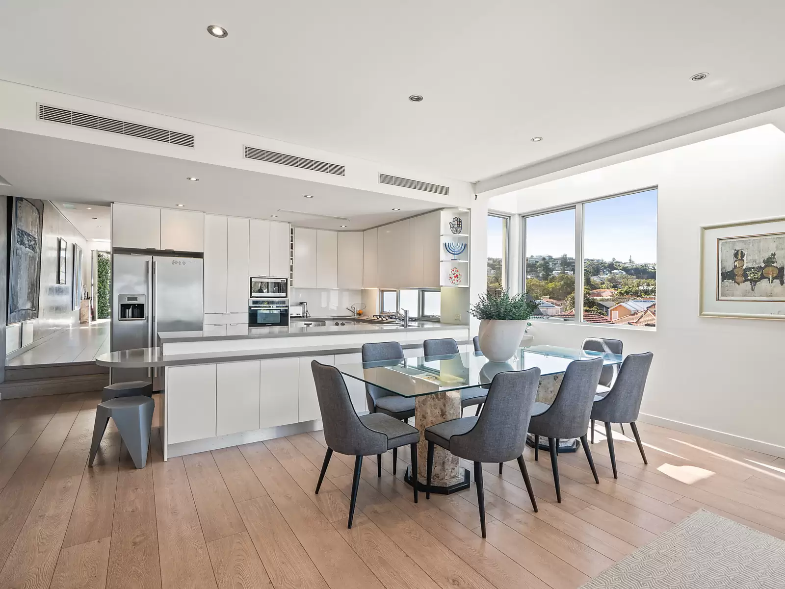 65 Gilgandra Road, North Bondi Sold by Sydney Sotheby's International Realty - image 9