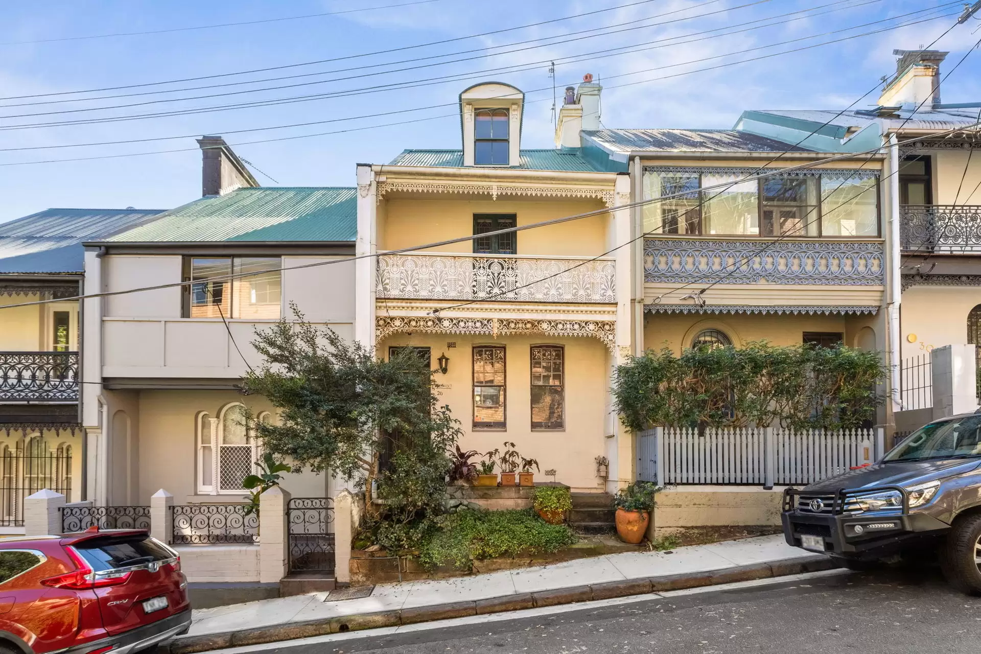 26 Belvoir Street, Surry Hills Sold by Sydney Sotheby's International Realty - image 1