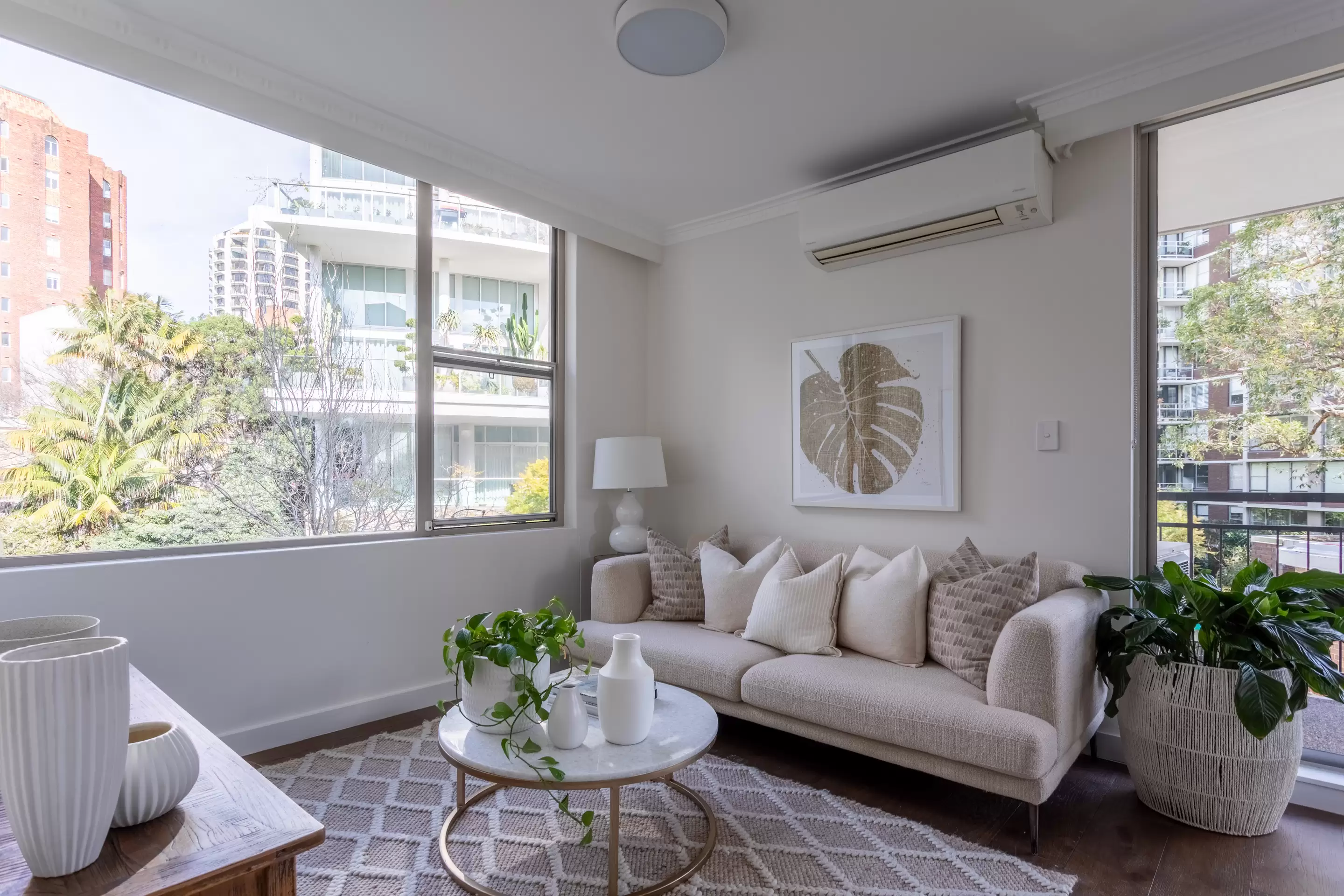 5F/20-22 Onslow Avenue, Elizabeth Bay Sold by Sydney Sotheby's International Realty - image 2