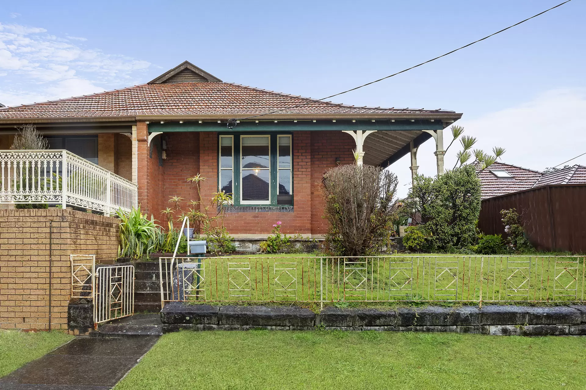 11 Stanley Street, Randwick Sold by Sydney Sotheby's International Realty - image 1