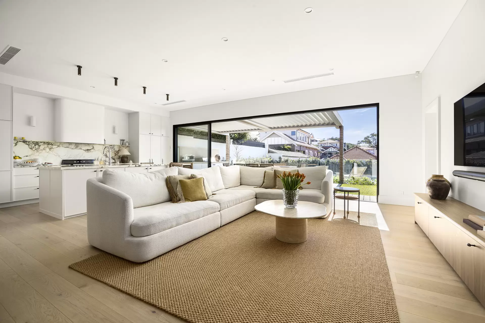 8 Winburn Avenue, Kingsford Sold by Sydney Sotheby's International Realty - image 3