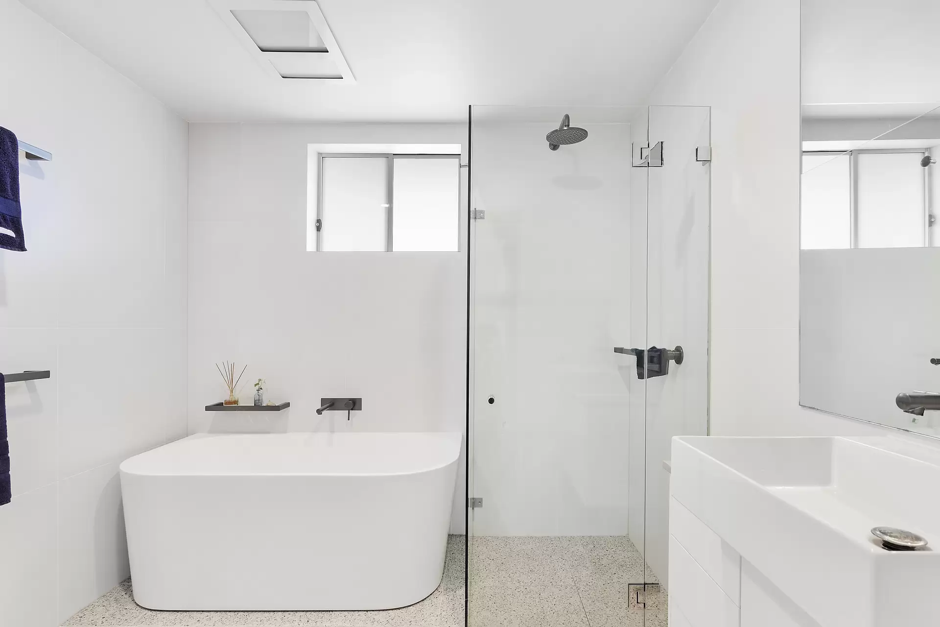 5/10 Henrietta Street, Waverley Sold by Sydney Sotheby's International Realty - image 6