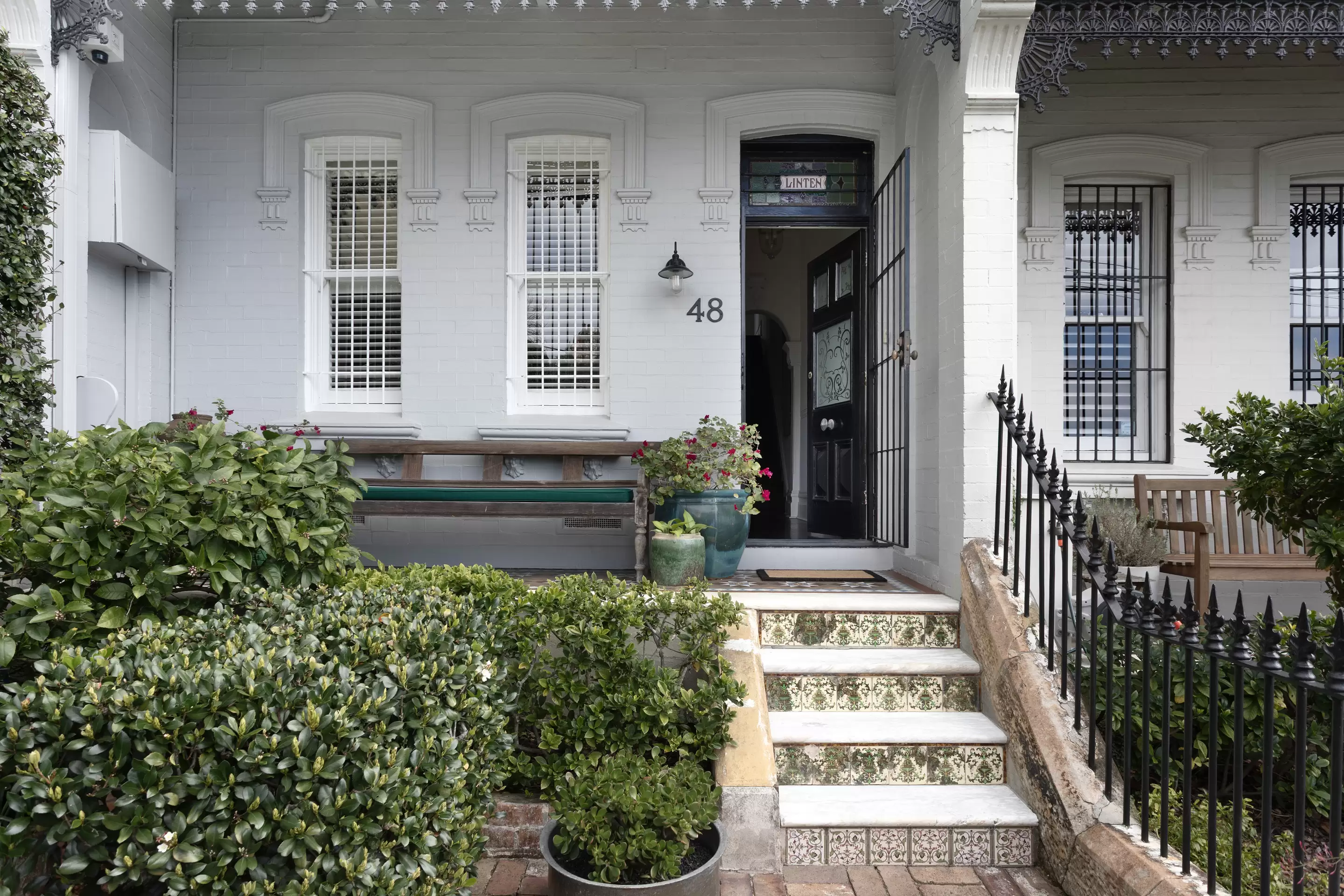 48 Cascade Street, Paddington Sold by Sydney Sotheby's International Realty - image 2
