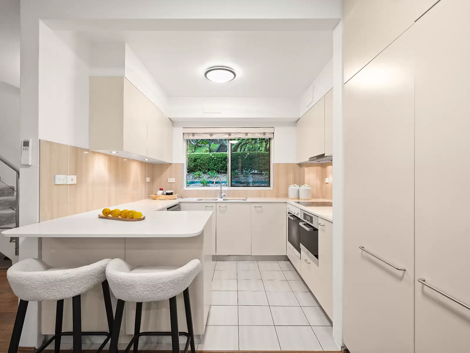 11/317 Edgecliff Road, Woollahra Sold by Sydney Sotheby's International Realty - image 6
