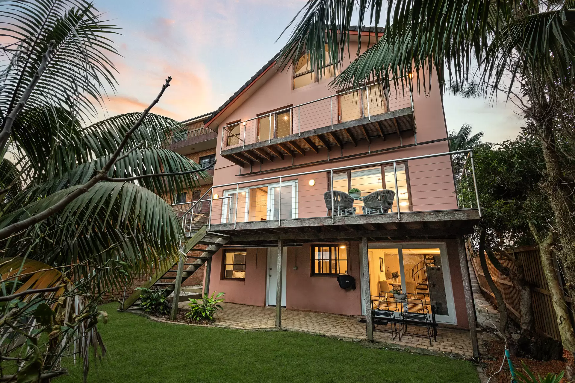 283 Storey Street, Maroubra Sold by Sydney Sotheby's International Realty - image 1