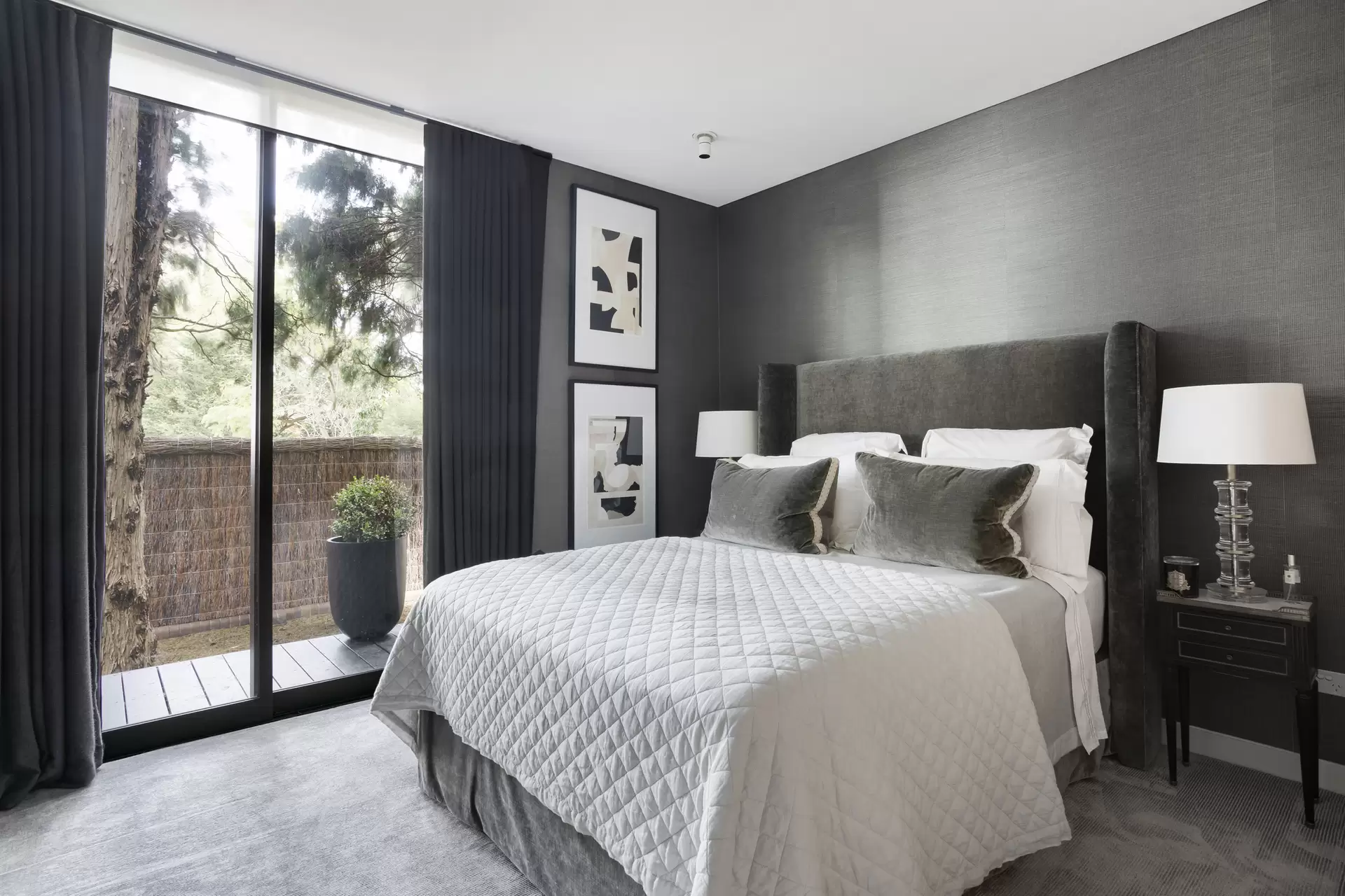 4/18a Albert Street, Edgecliff Sold by Sydney Sotheby's International Realty - image 1