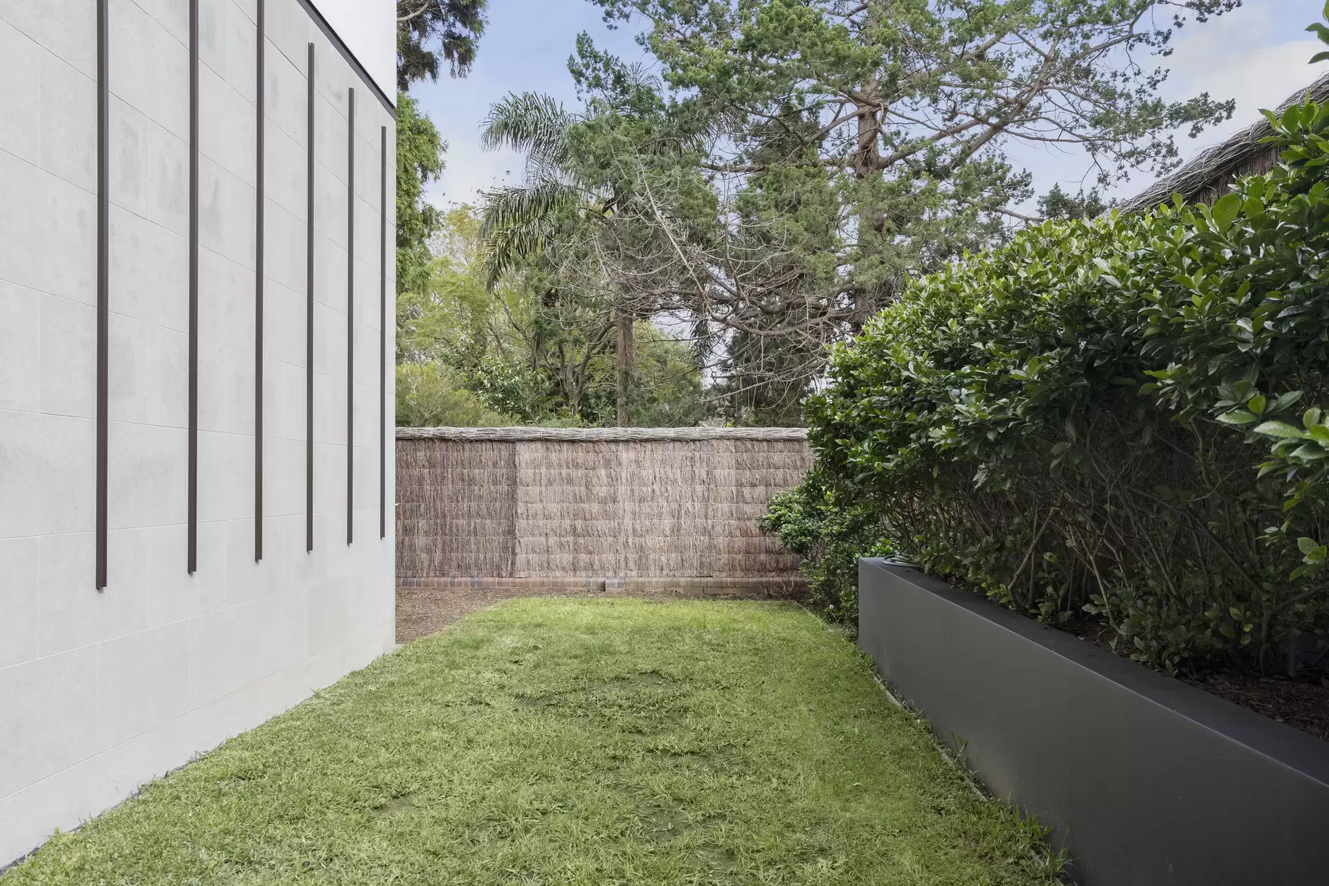 4/18a Albert Street, Edgecliff Sold by Sydney Sotheby's International Realty - image 1