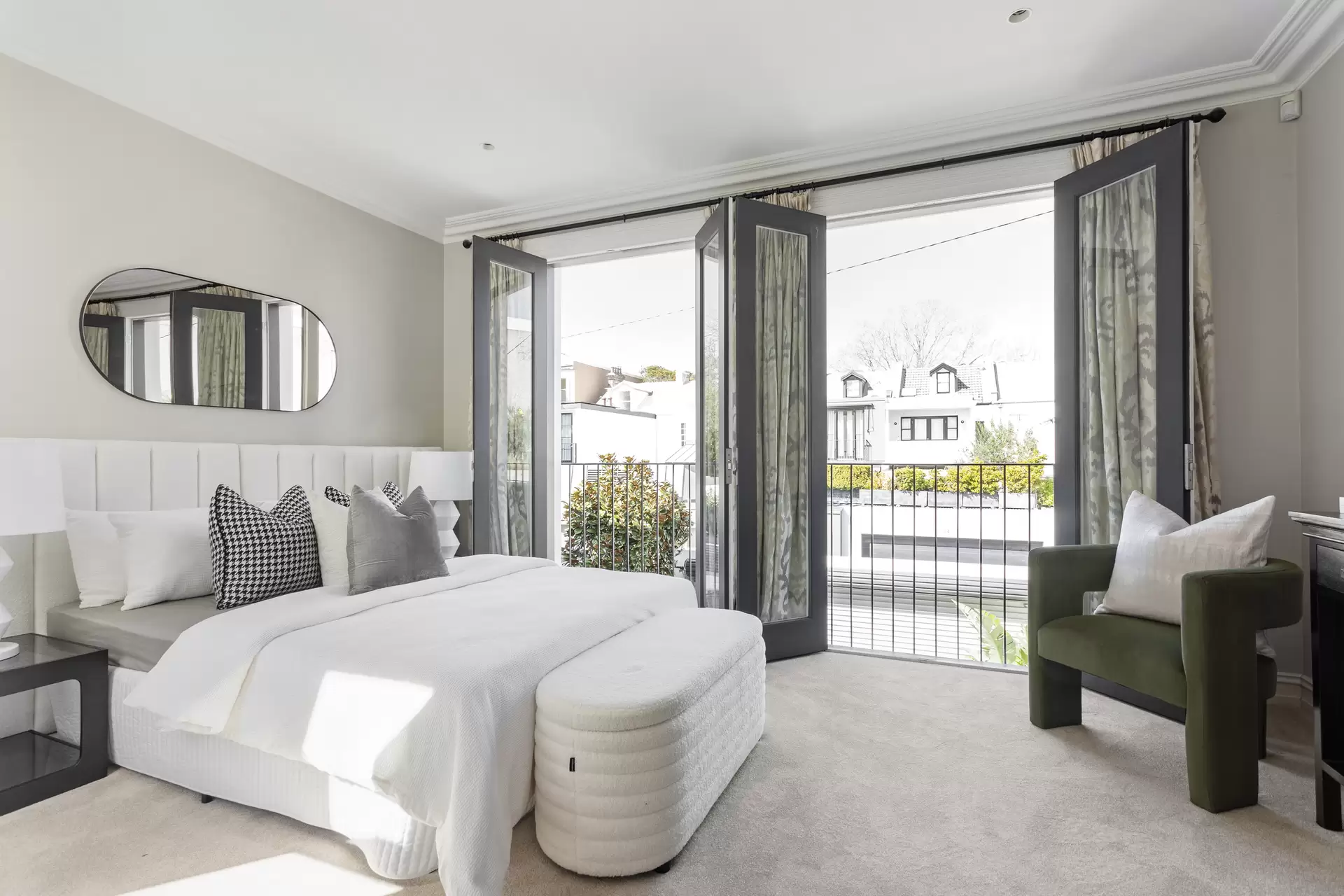 45 Jersey Road, Woollahra Sold by Sydney Sotheby's International Realty - image 1