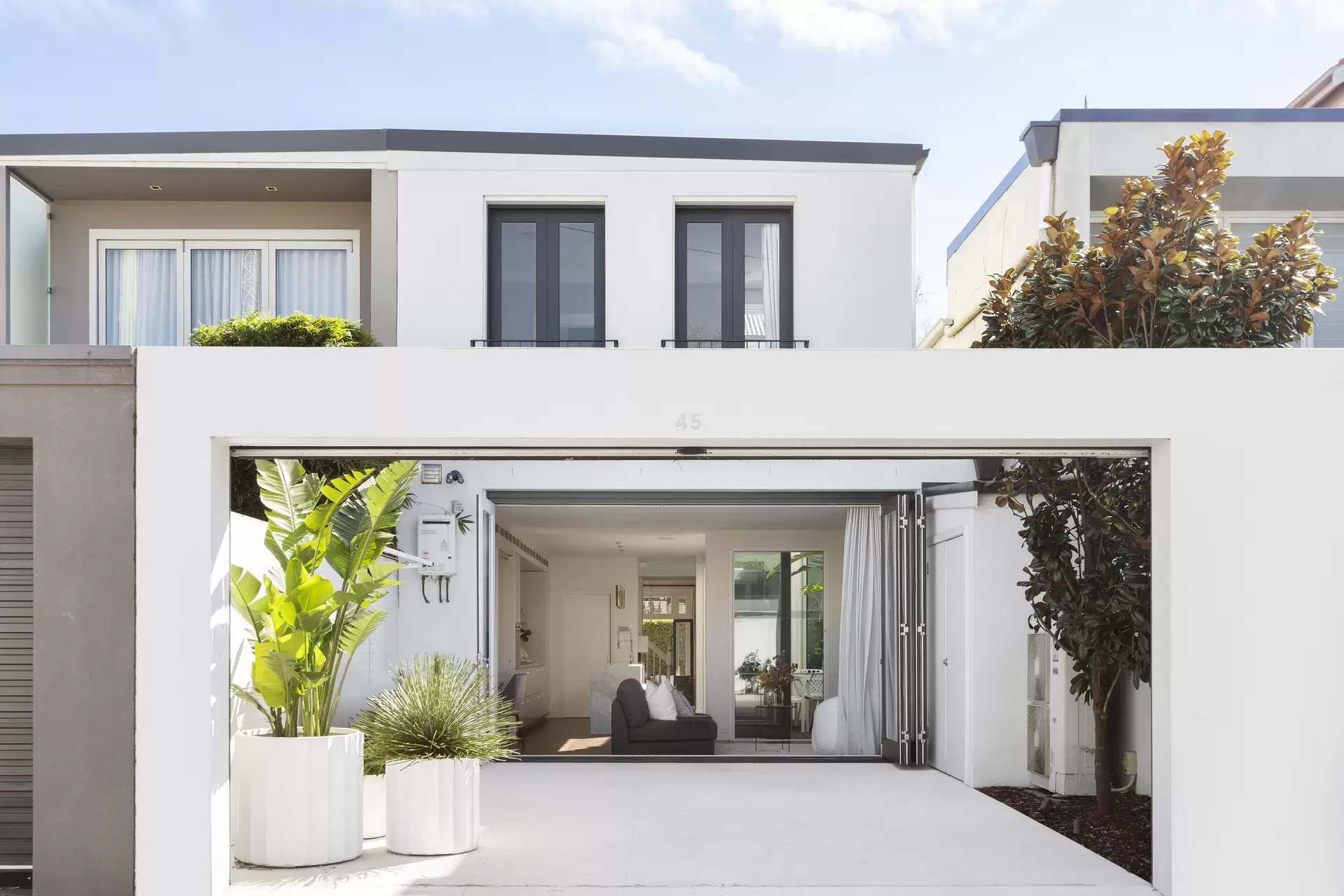 45 Jersey Road, Woollahra Sold by Sydney Sotheby's International Realty - image 1