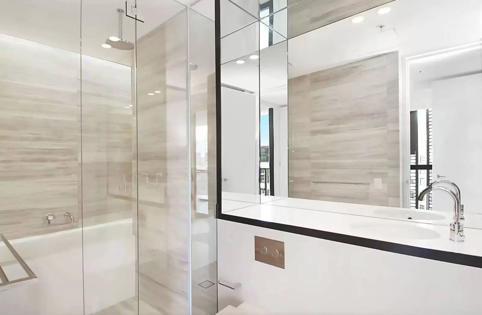 S909/178 Thomas Street, Haymarket Leased by Sydney Sotheby's International Realty - image 4