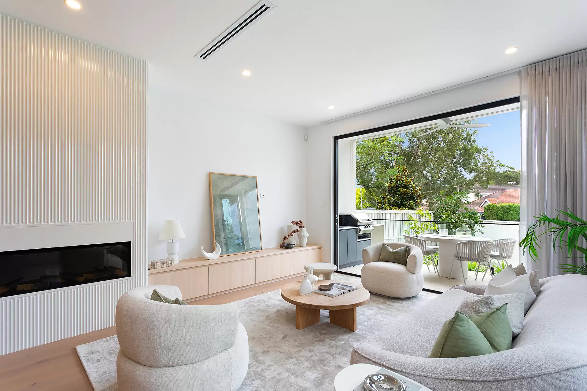 82 O'Brien Street, Bondi Beach Sold by Sydney Sotheby's International Realty - image 1