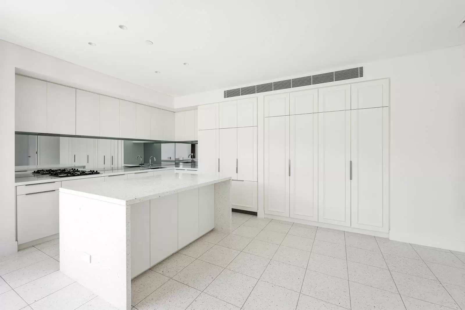 404/10 Baptist Street, Surry Hills Village, Surry Hills Leased by Sydney Sotheby's International Realty - image 2