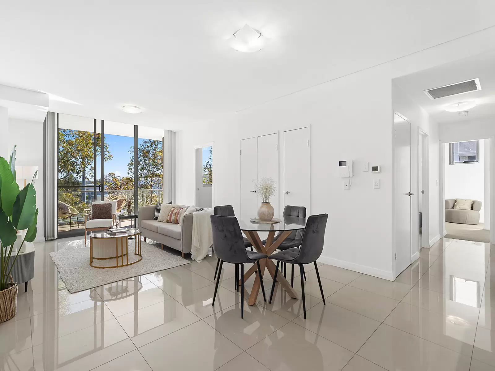 304A/42-44 Pemberton Street, Botany Sold by Sydney Sotheby's International Realty - image 1