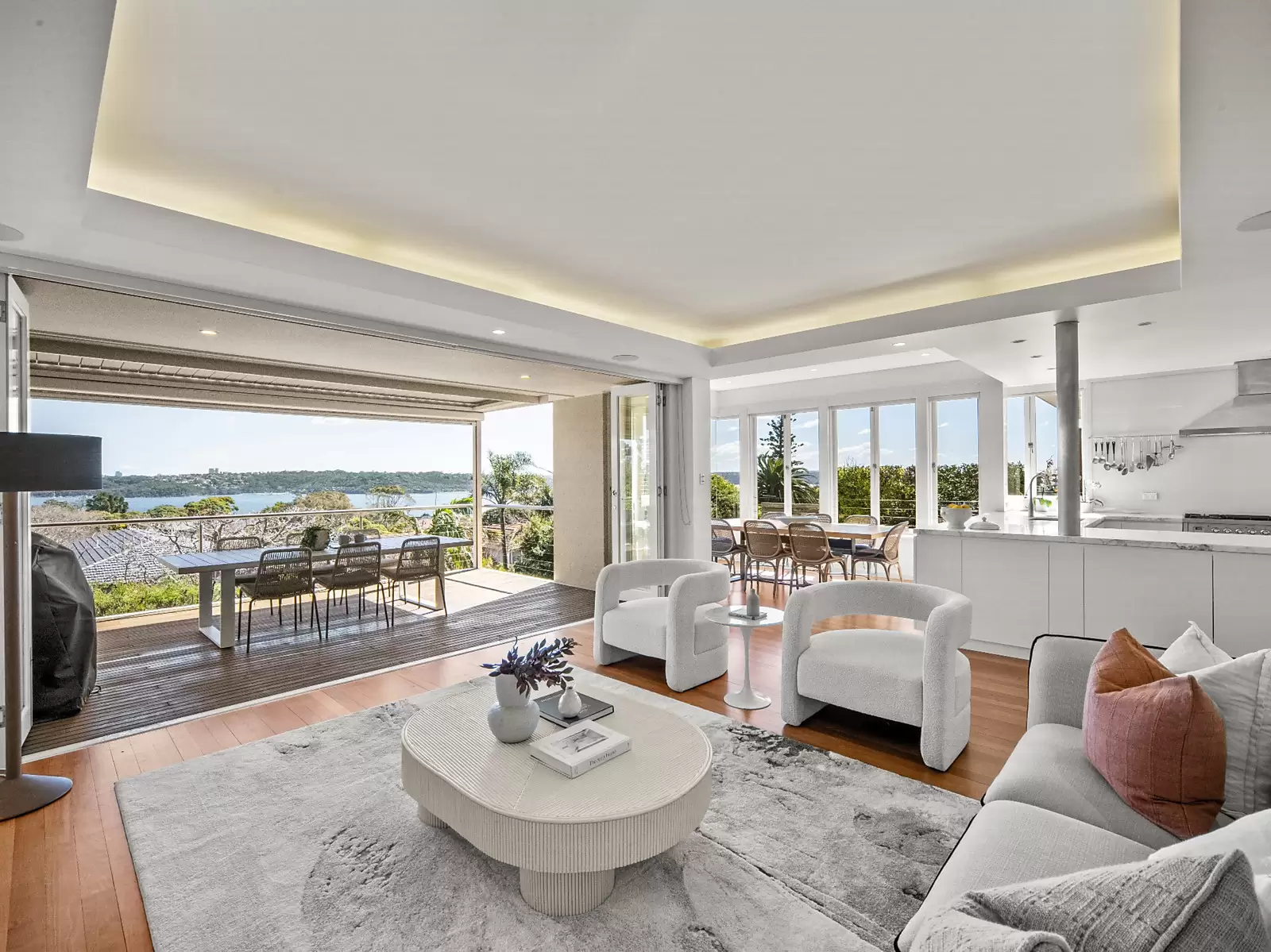 6 Derby Street, Vaucluse Sold by Sydney Sotheby's International Realty - image 2