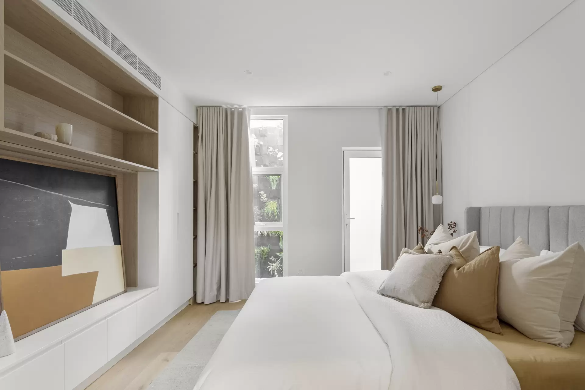 68 Cooper Street, Surry Hills Sold by Sydney Sotheby's International Realty - image 1