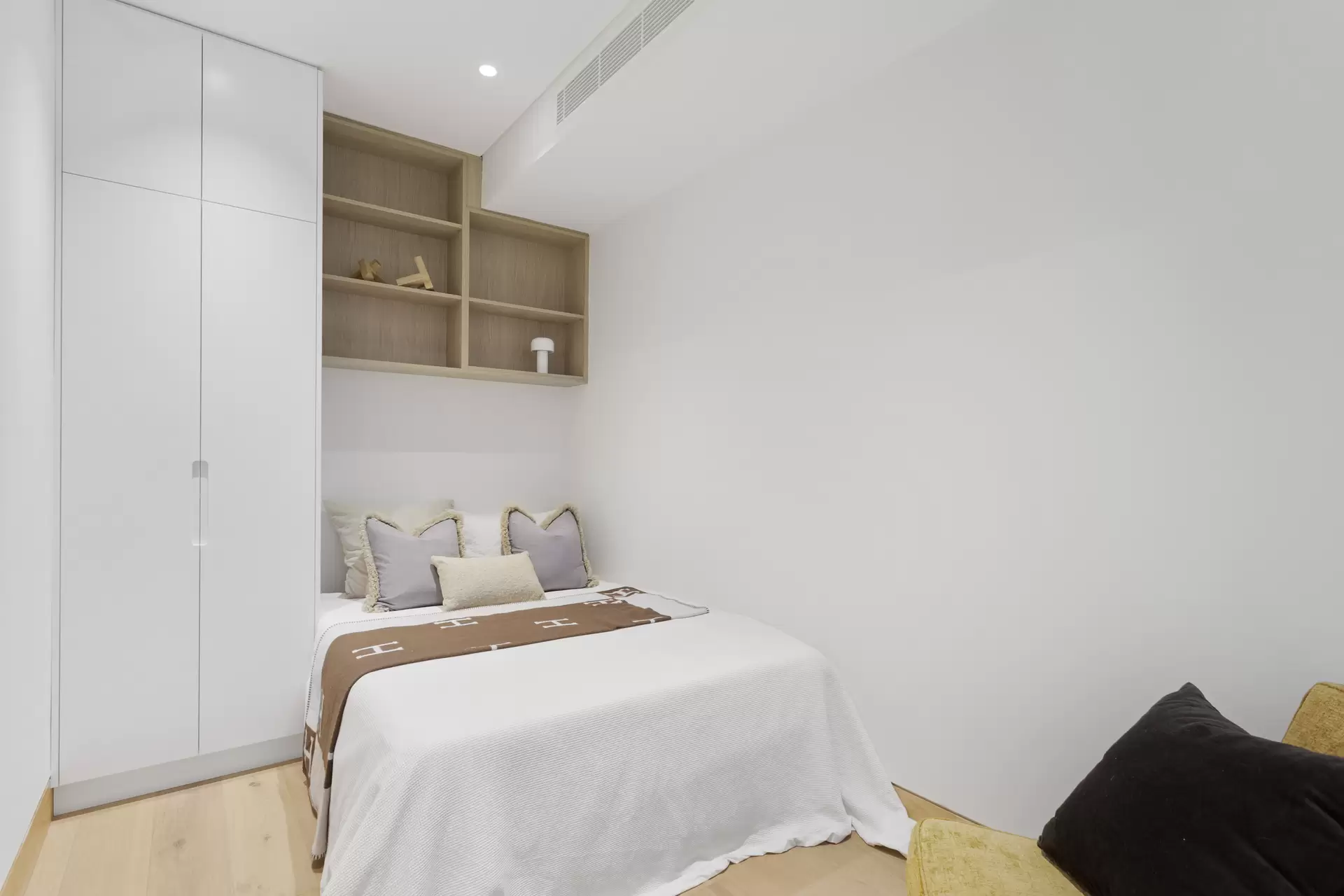 68 Cooper Street, Surry Hills Sold by Sydney Sotheby's International Realty - image 1