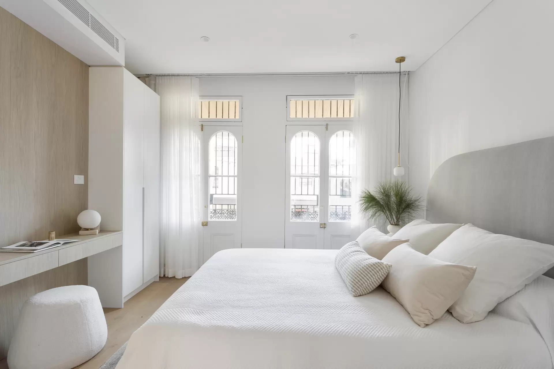 68 Cooper Street, Surry Hills Sold by Sydney Sotheby's International Realty - image 1