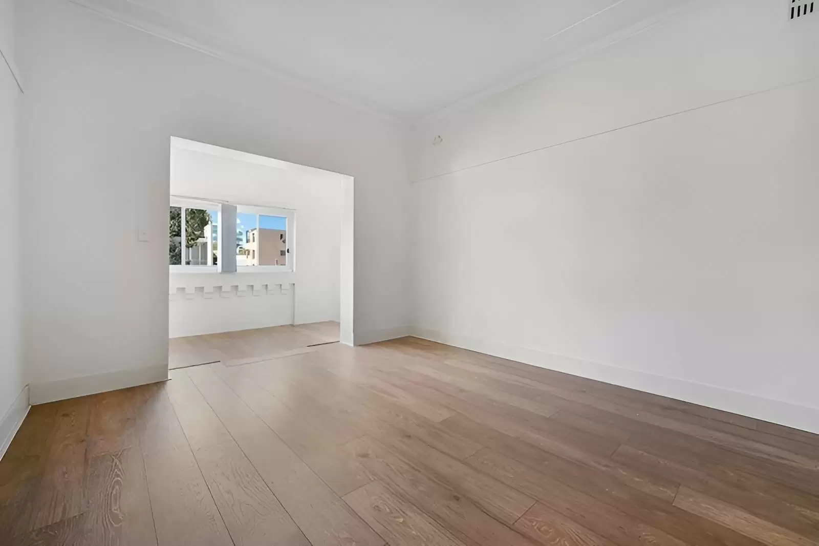 1/171 Glenayr Avenue, Bondi Beach Leased by Sydney Sotheby's International Realty - image 3