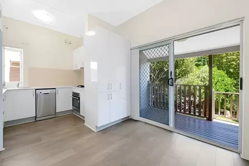 1/171 Glenayr Avenue, Bondi Beach Leased by Sydney Sotheby's International Realty