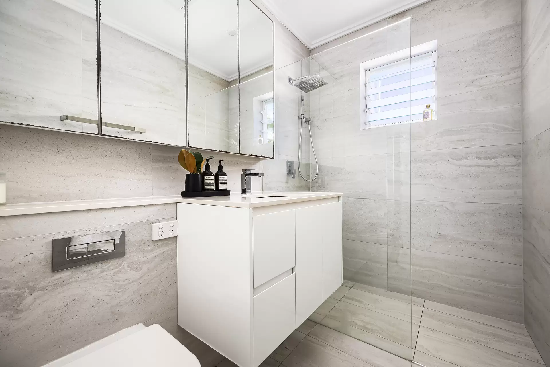 172 Carrington Road, Randwick Sold by Sydney Sotheby's International Realty - image 5