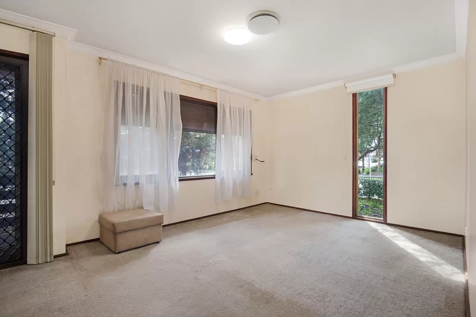 117 Johnston Road, Bass Hill Sold by Sydney Sotheby's International Realty - image 5